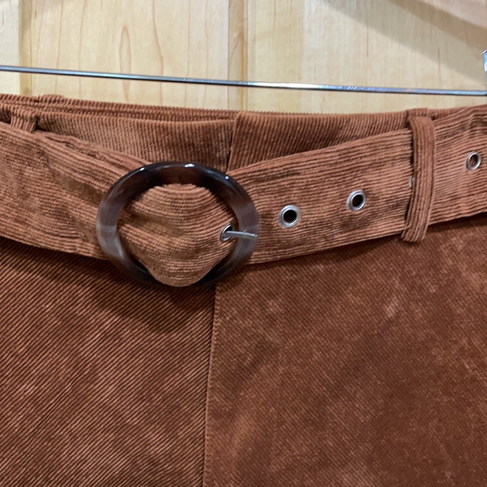 Shein brown corduroy belted skirt size S - Picture 2 of 11